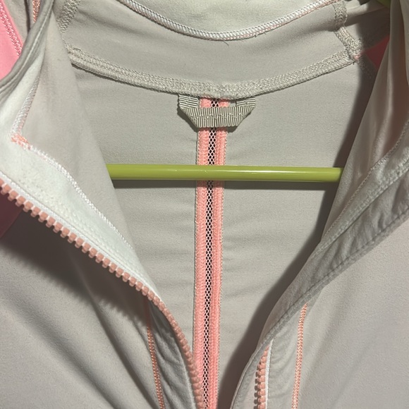 Rare Lululemon coral reflective define jacket - Picture 2 of 9